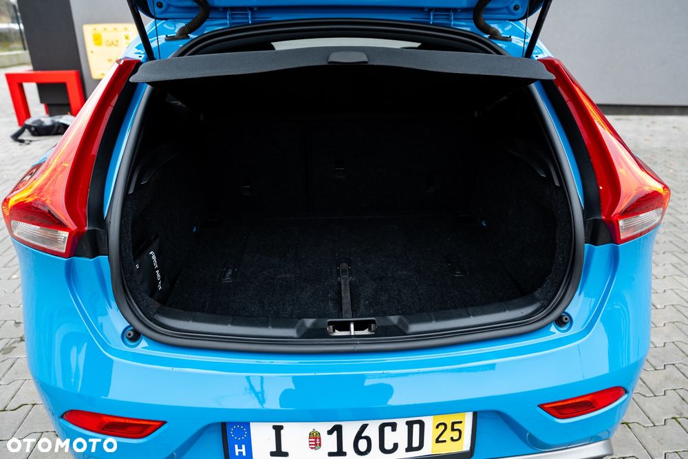 Volvo V40 D4 Geartronic RDesign - 21