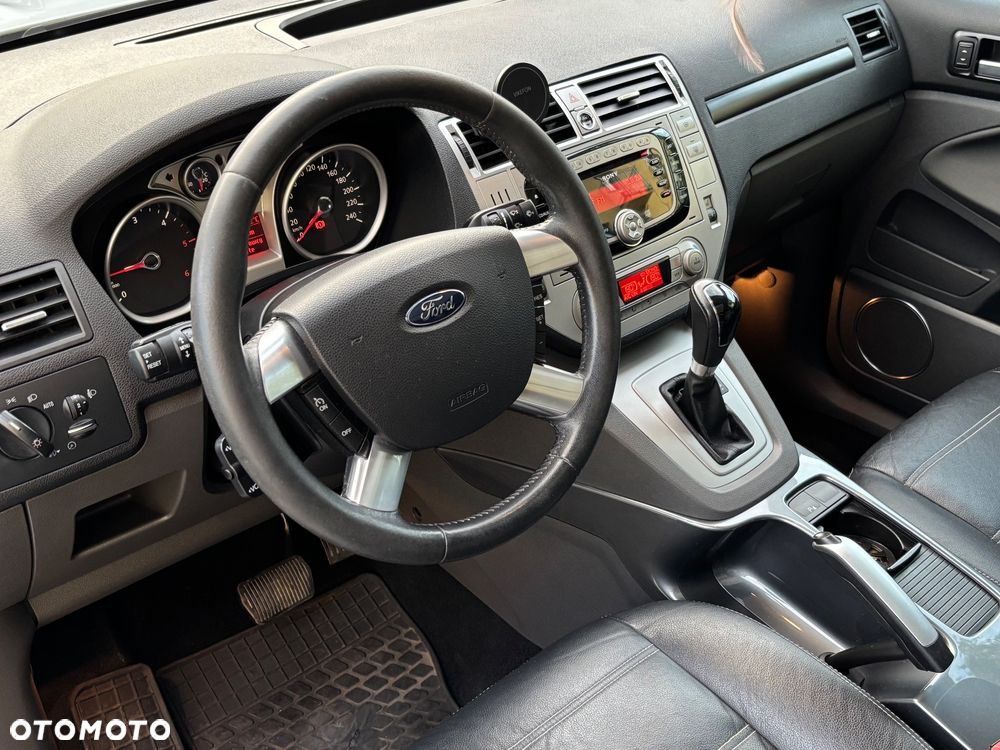 Ford Kuga 2.0 TDCi 4WD Titanium - 12