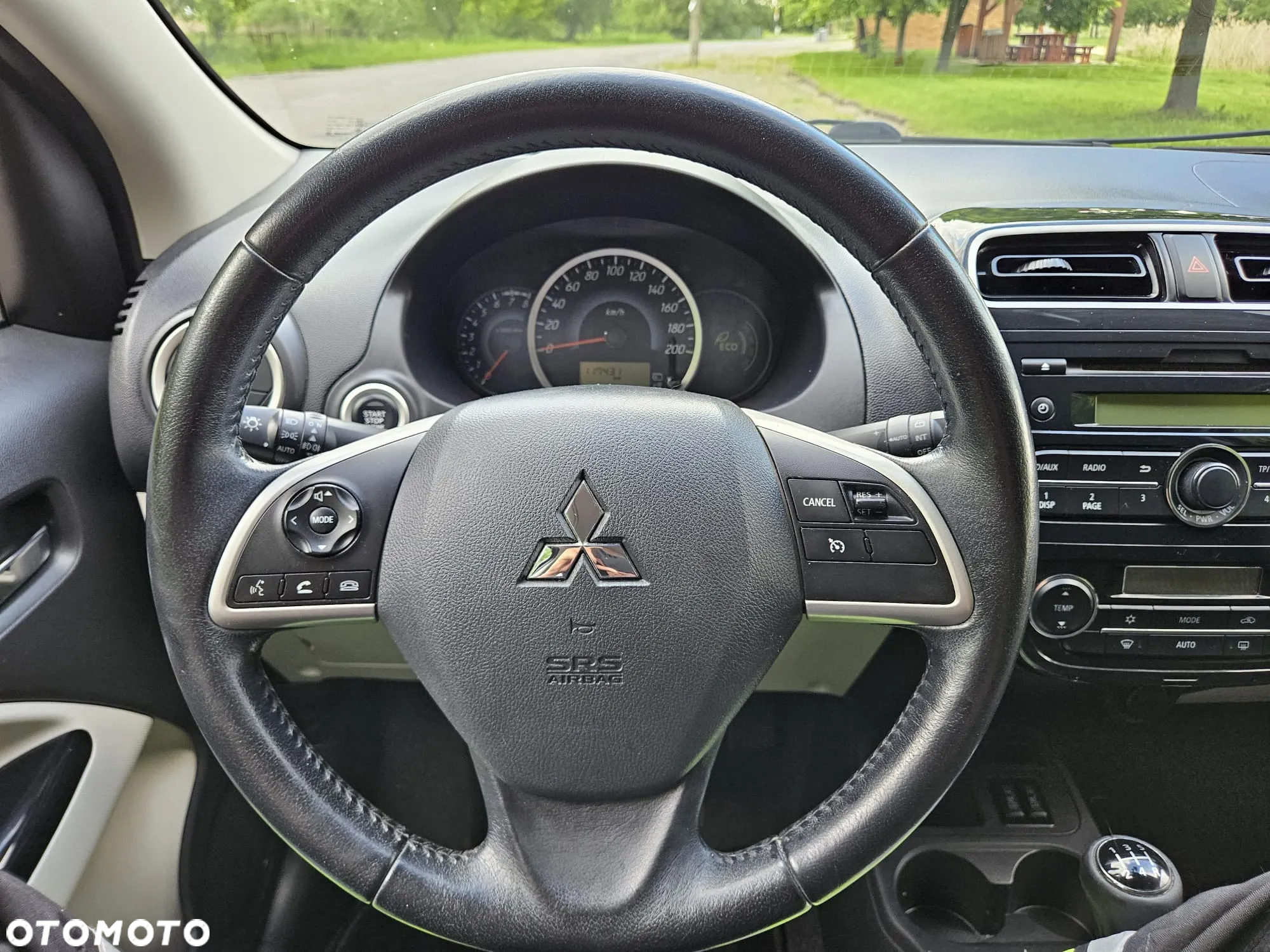Mitsubishi Space Star - 13