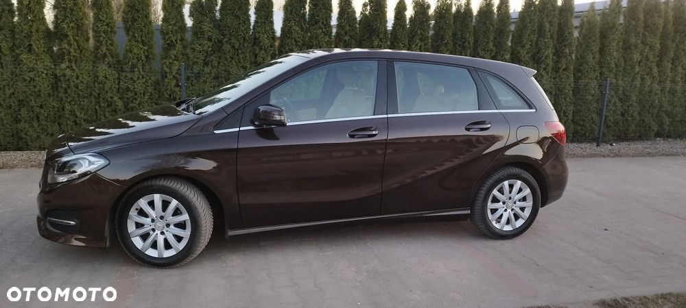 Mercedes-Benz Klasa B 180 (BlueEFFICIENCY) 7G-DCT - 8