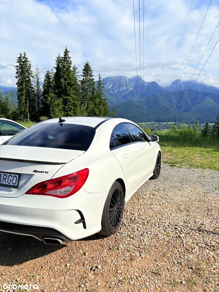 Mercedes-Benz CLA 250 4Matic 7G-DCT - 9