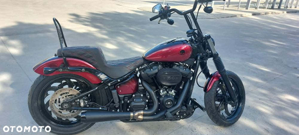 Harley-Davidson Softail Street Bob - 4