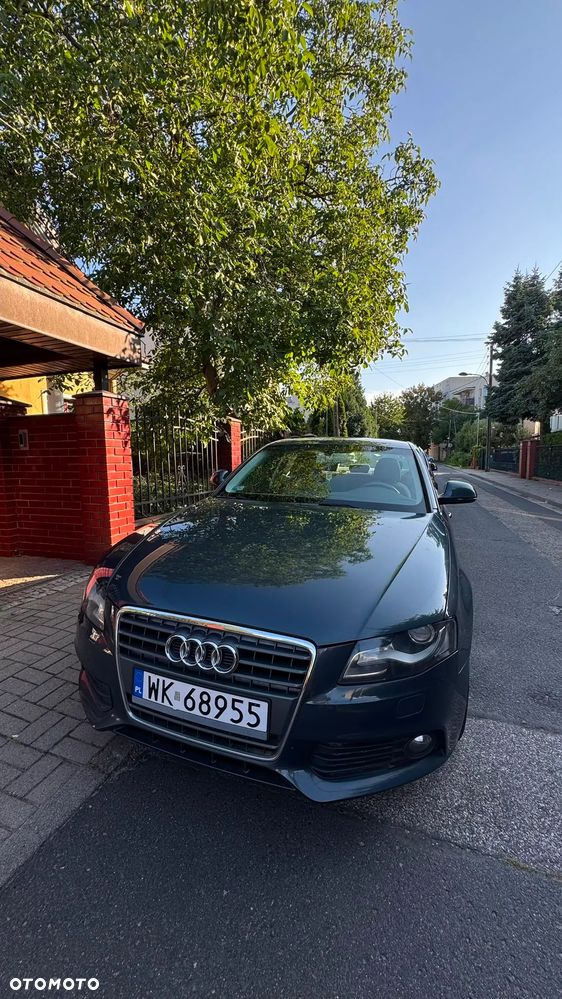 Audi A4 Limousine - 3