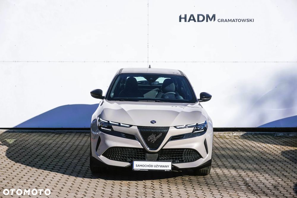 Alfa Romeo Junior 1.2 mHEV Ibrida eDCT - 2