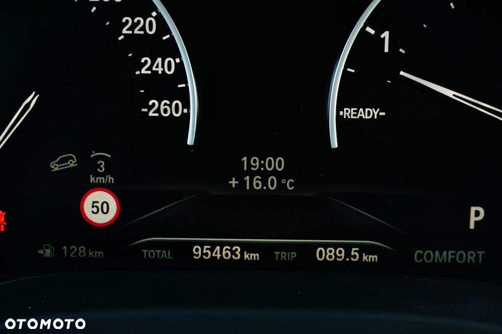 BMW X3 xDrive20i Advantage - 39