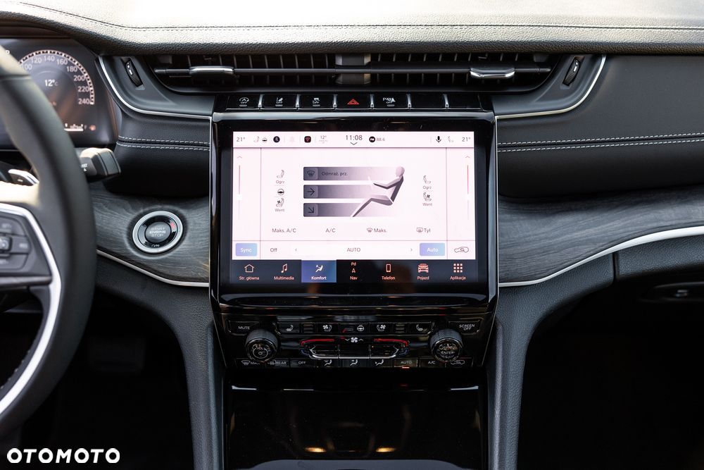 Jeep Grand Cherokee - 11