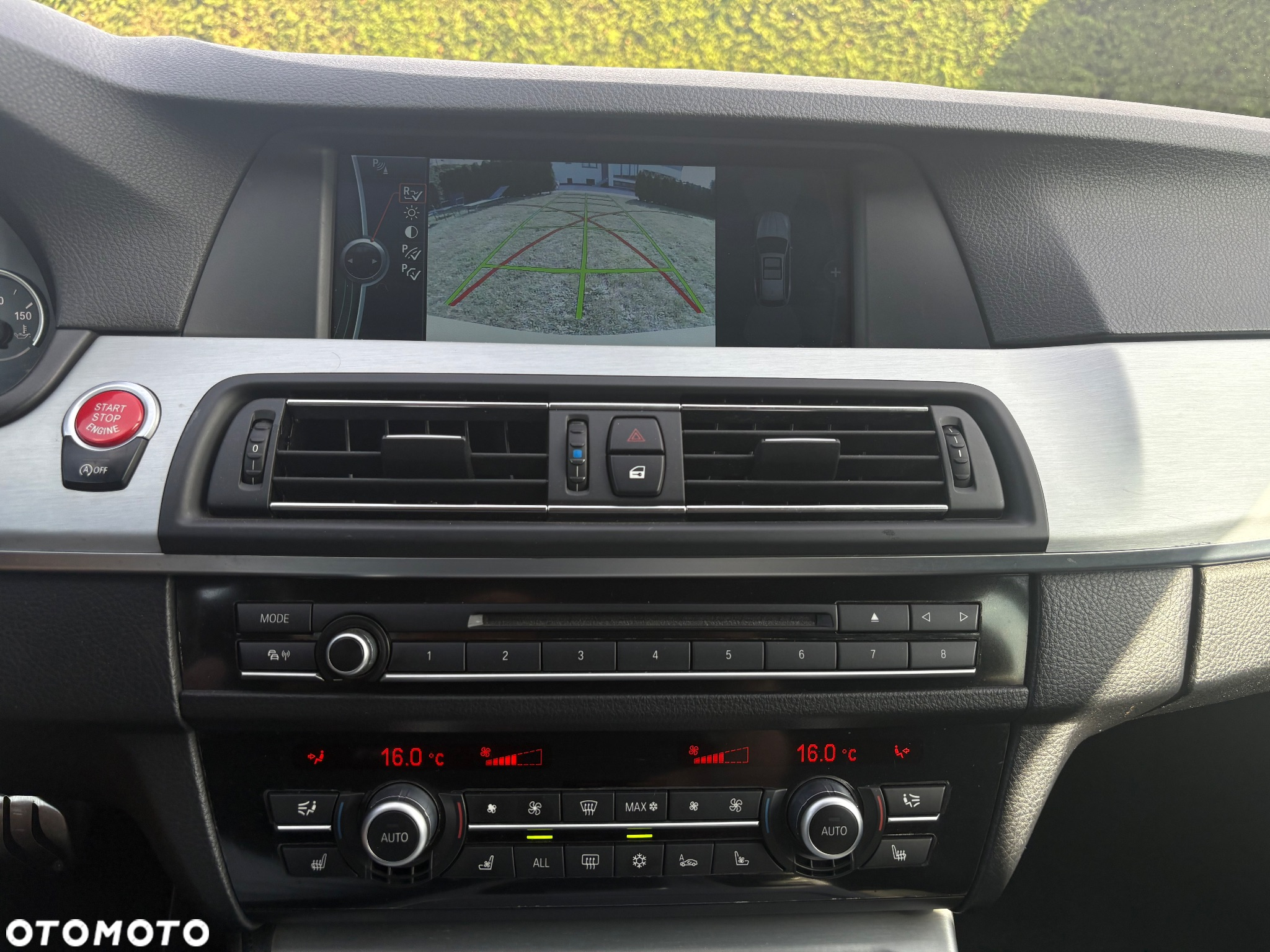 BMW Seria 5 535d xDrive Touring Modern Line - 32
