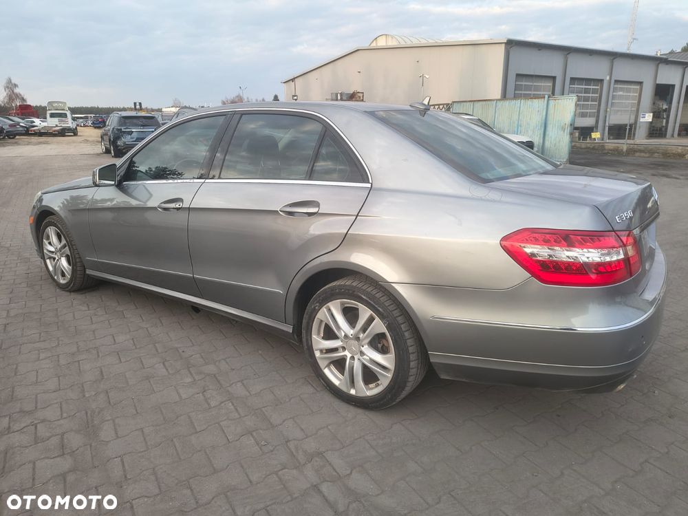 Mercedes-Benz Klasa E - 7