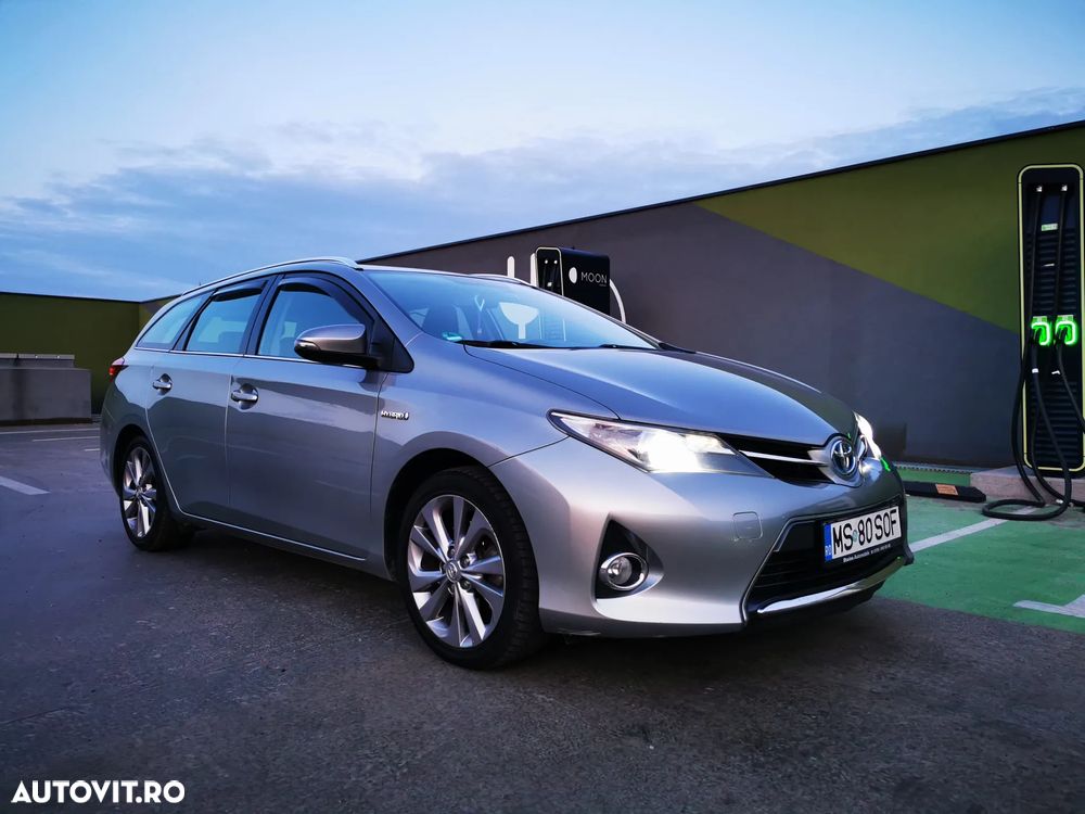 Toyota Auris 1.8 L VVT-i Luna - 10