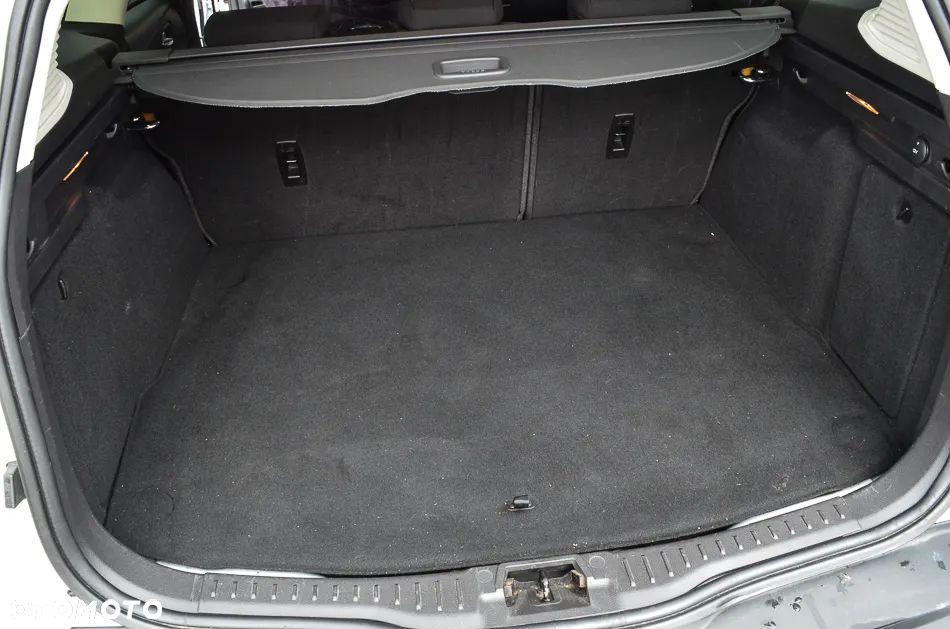 Ford Focus 1.0 EcoBoost Active X - 20