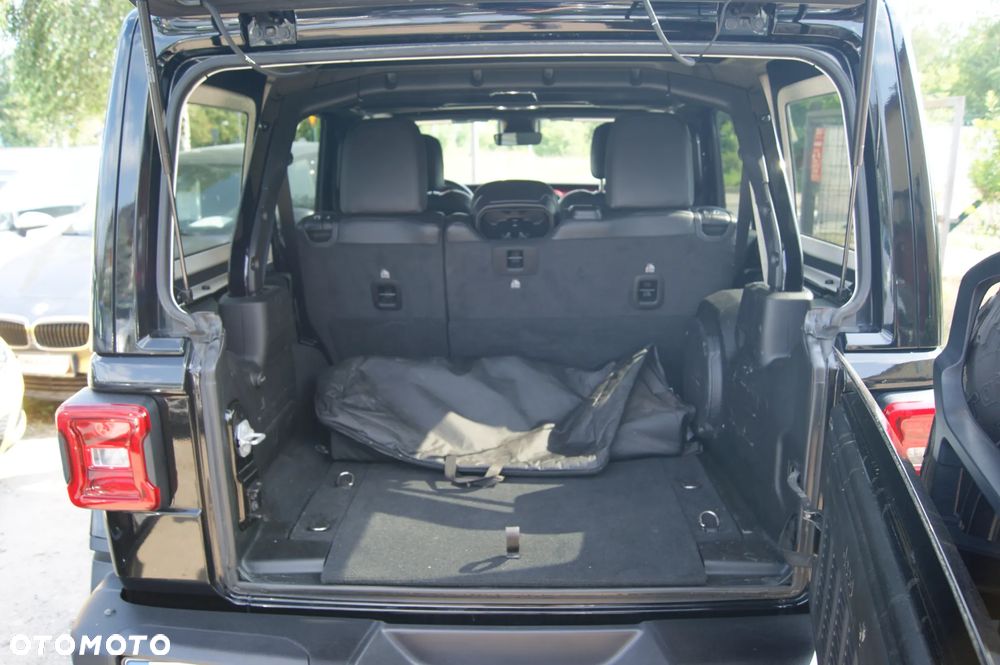 Jeep Wrangler Unlimited 3.6 Automatik Rubicon - 29