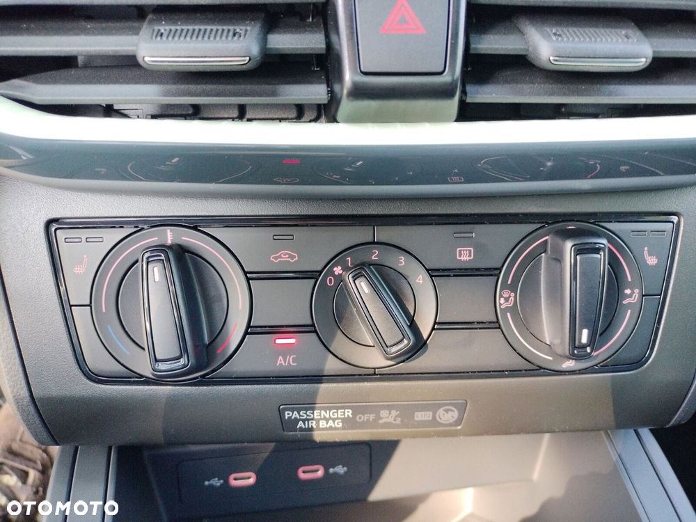 Seat Arona - 29