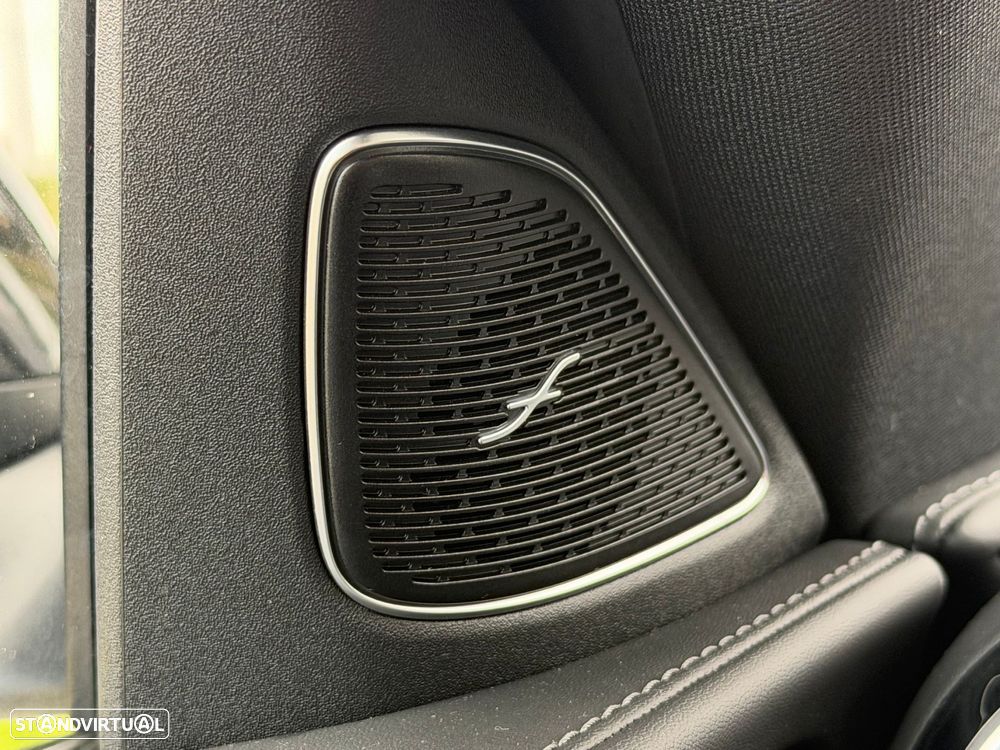 Mercedes-Benz C 63 AMG S E Performance Speedshift MCT9G - 48