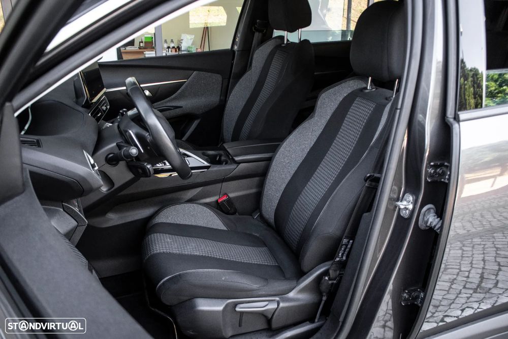 Peugeot 5008 PureTech 130 EAT8 Stop & Start Active - 27