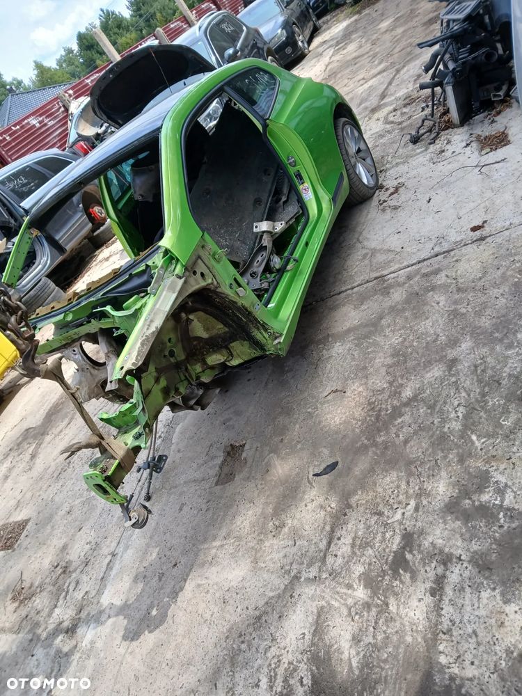 Błotnik cwiartka dach Scirocco - 3
