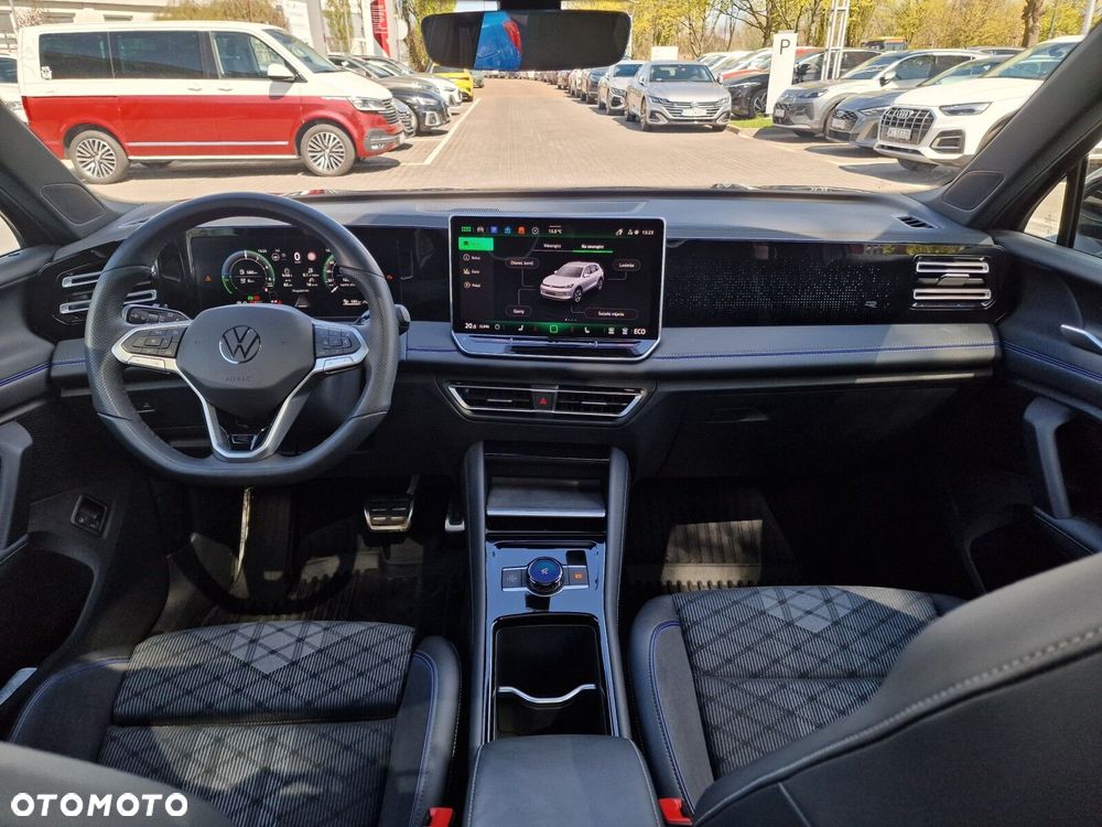 Volkswagen Tiguan - 21
