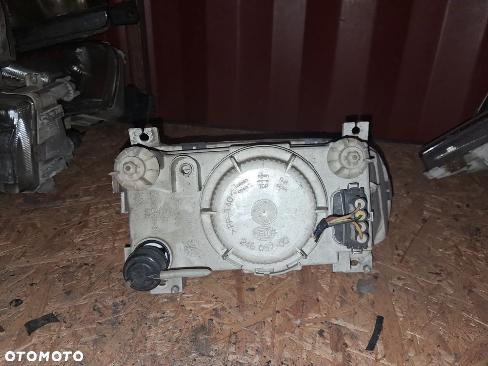 Reflektor LAMPA PRZÓD LEWY LEWA SKODA FELICIA - 2