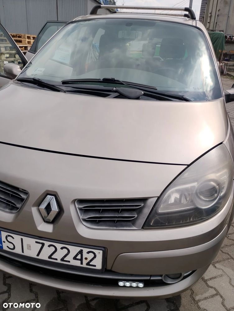 Renault Scenic 1.6 16V Authentique - 1