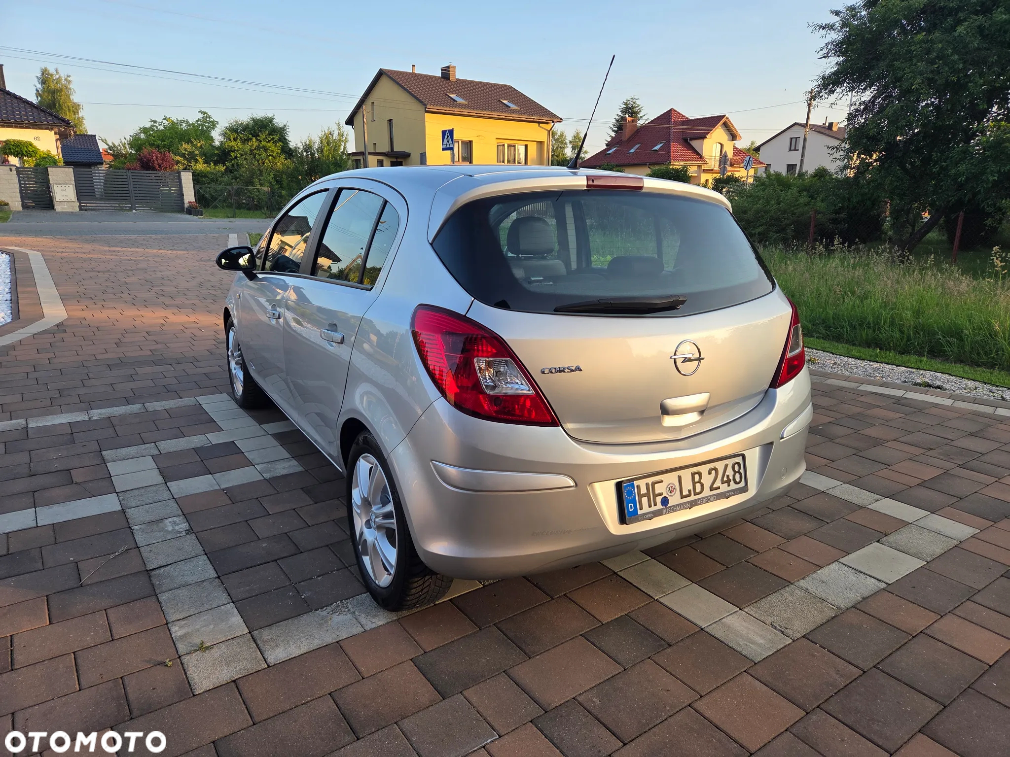 Opel Corsa 1.2 16V Color Edition - 7
