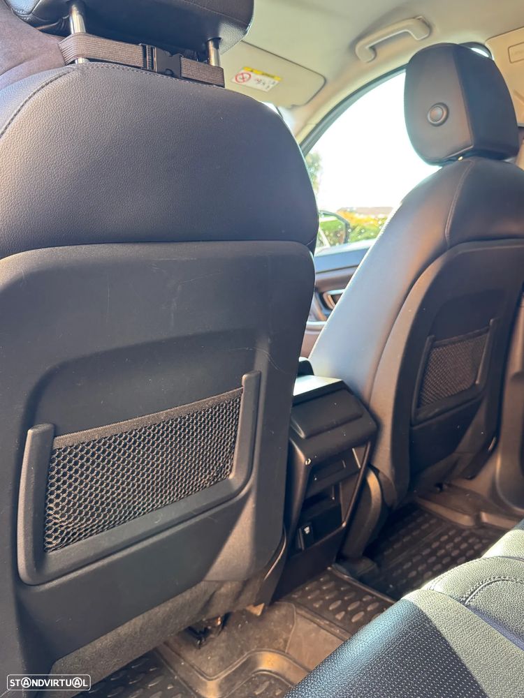 Land Rover Discovery Sport - 30