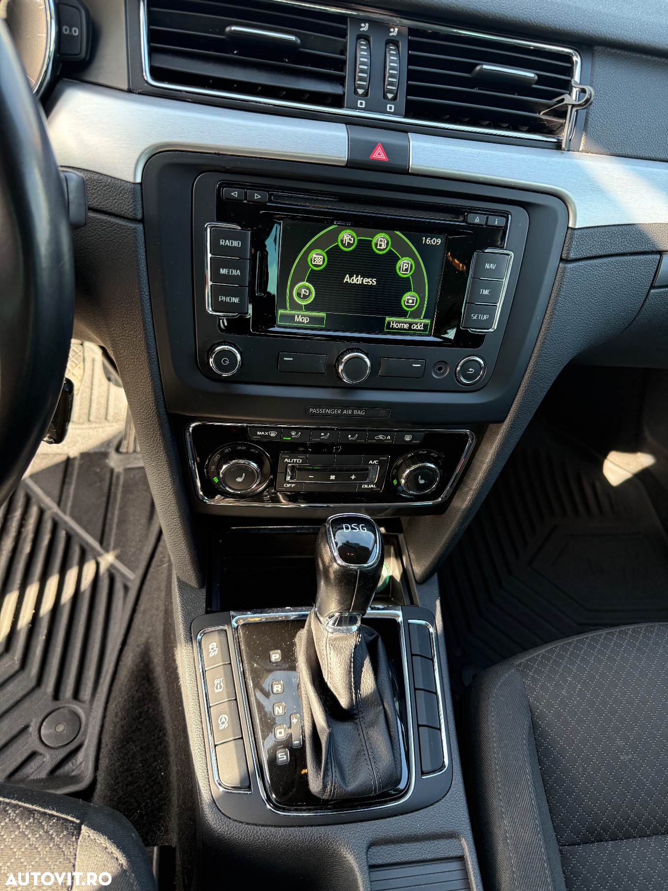 Skoda Superb 2.0 TDI DSG Active - 16