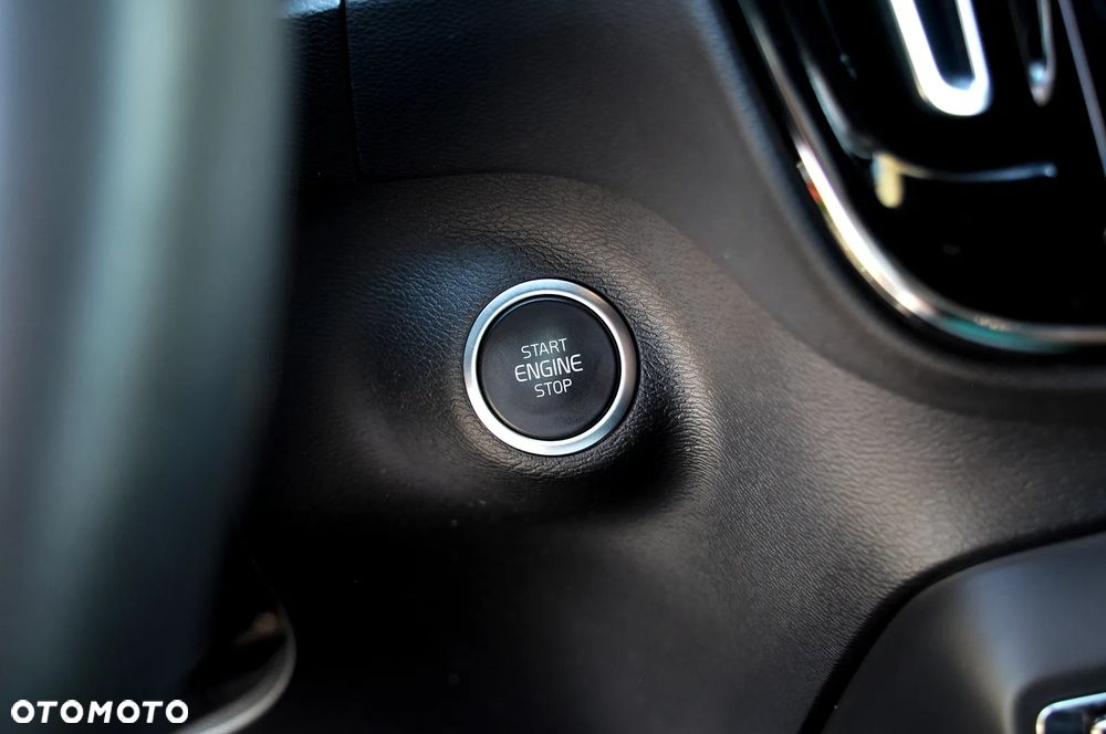 Volvo XC 40 T3 Geartronic RDesign - 29