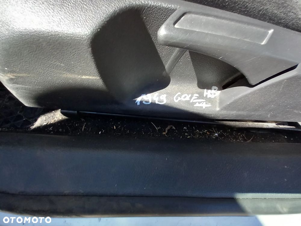 VW GOLF VI FOTELE KANAPA KOMPLET HB 5 DRZWI - 4