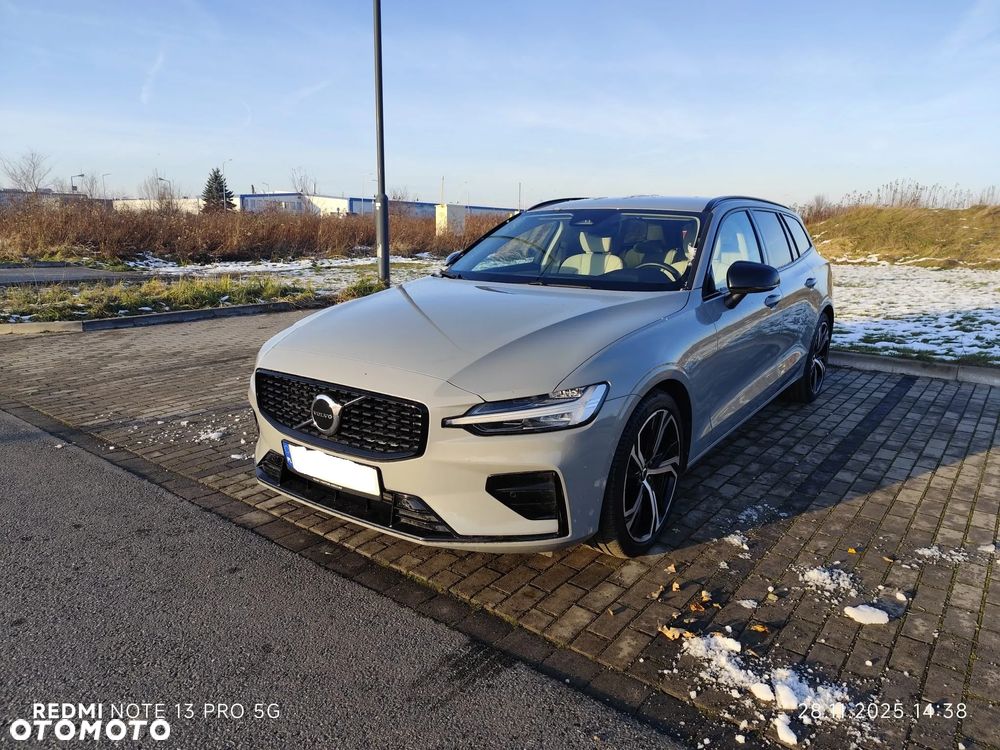 Volvo V60 B4 B Plus Dark - 3