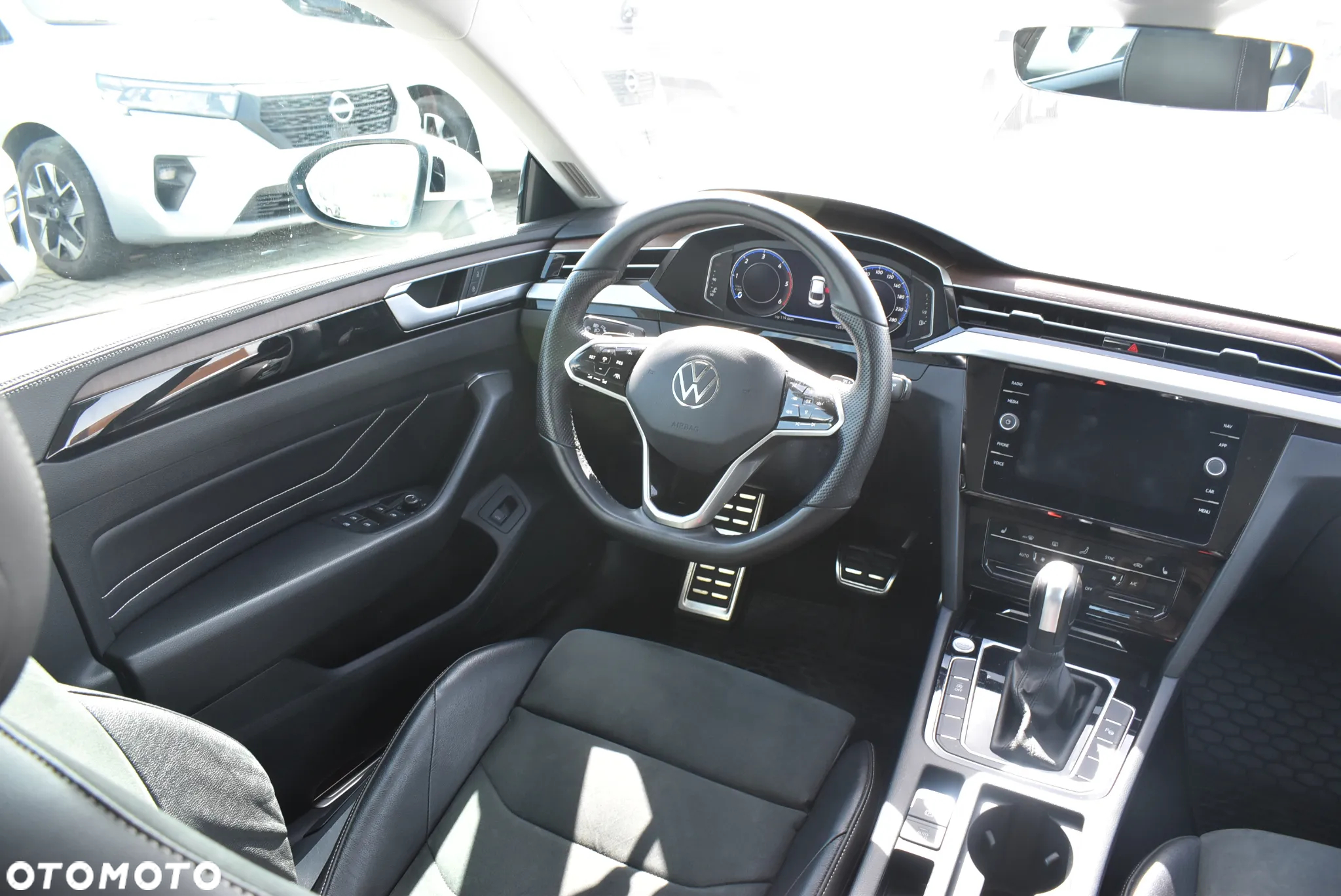 Volkswagen Arteon 2.0 TDI Elegance DSG - 22