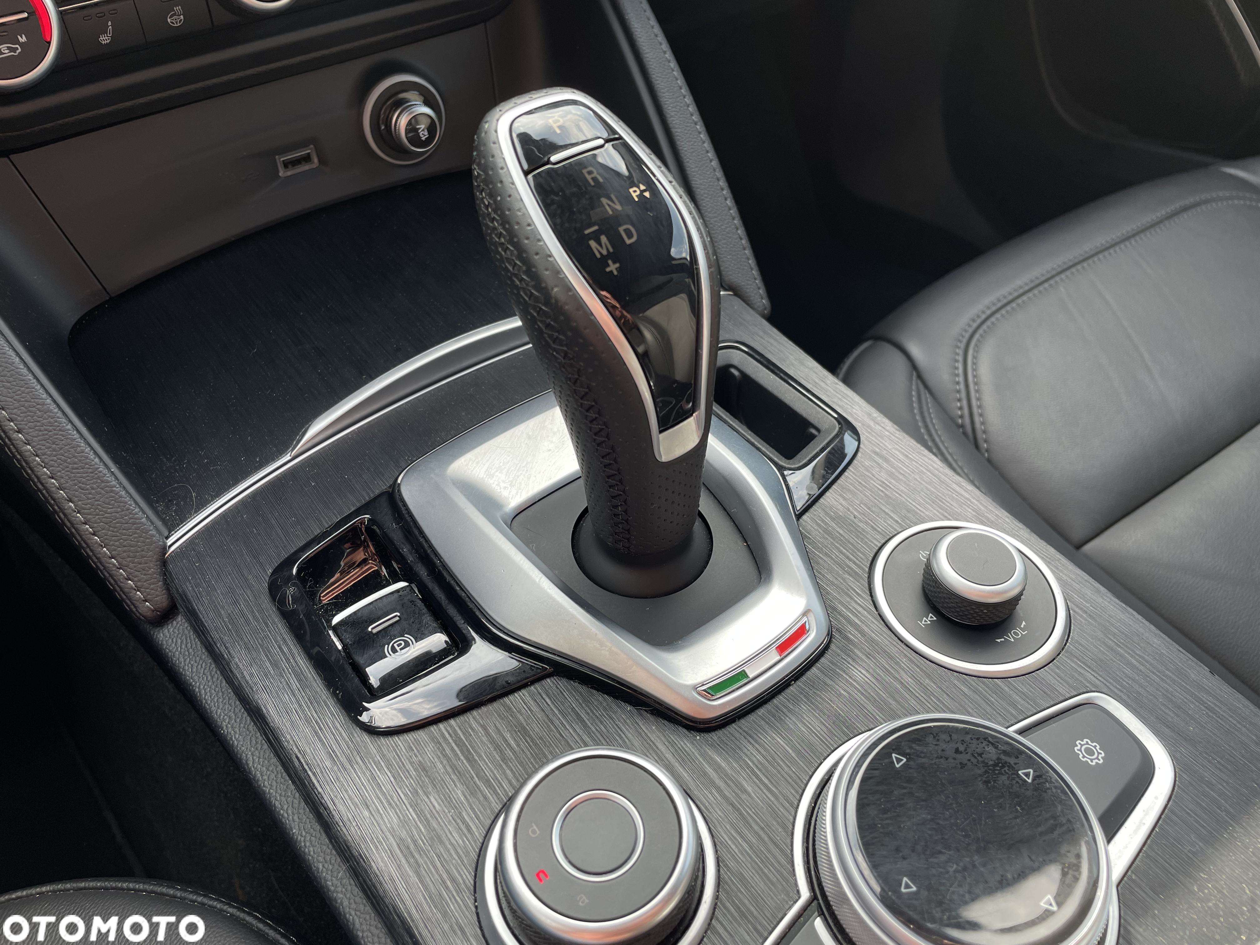 Alfa Romeo Stelvio 2.0 Turbo TI Q4 - 15