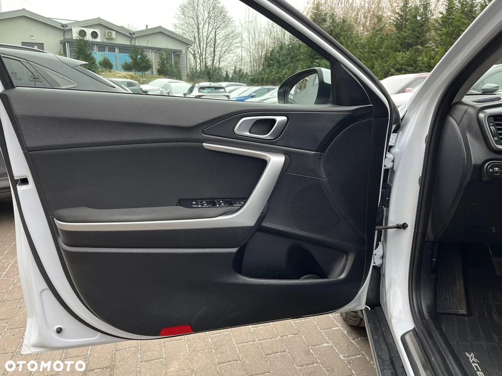 Kia XCeed 1.0 T-GDI L - 10