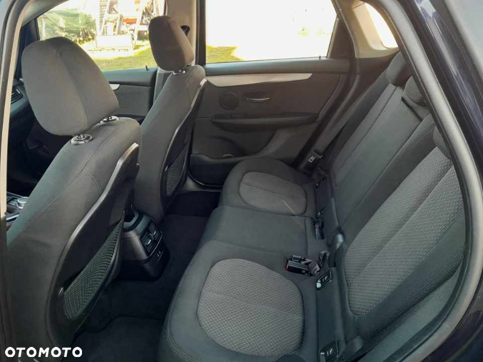 BMW Seria 2 216d Advantage - 6