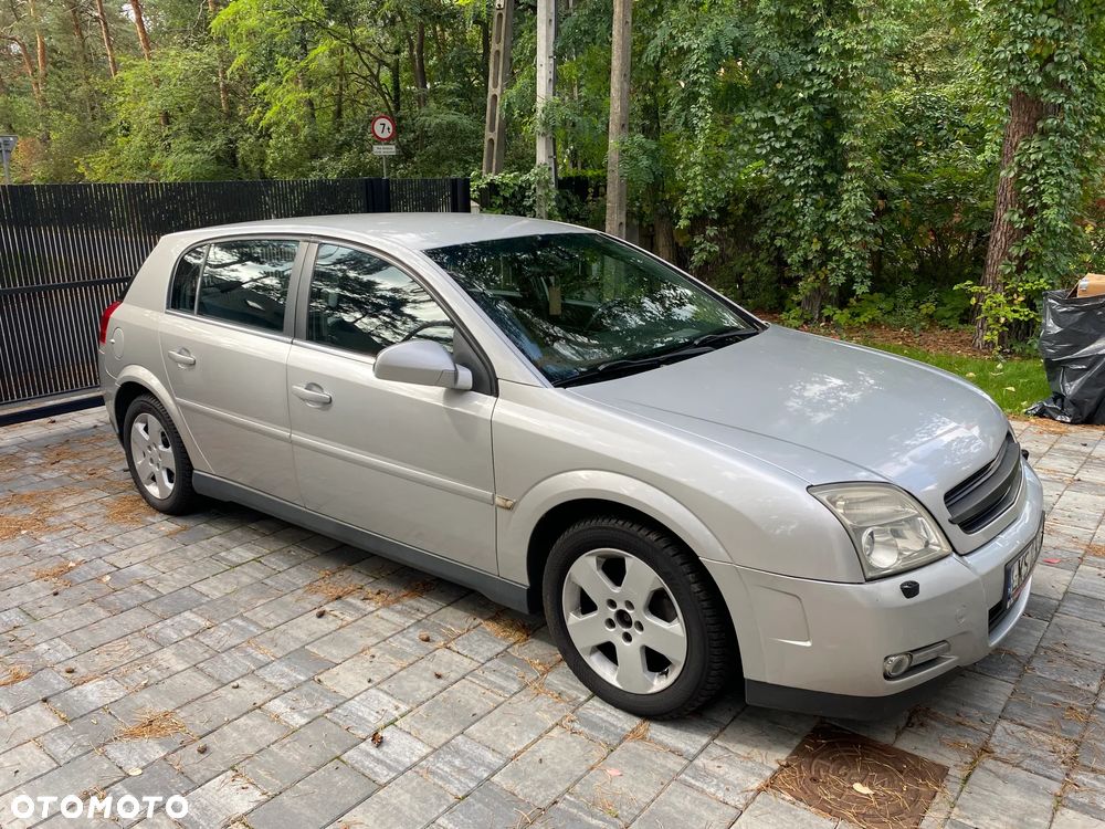Opel Signum 2.0 T - 1