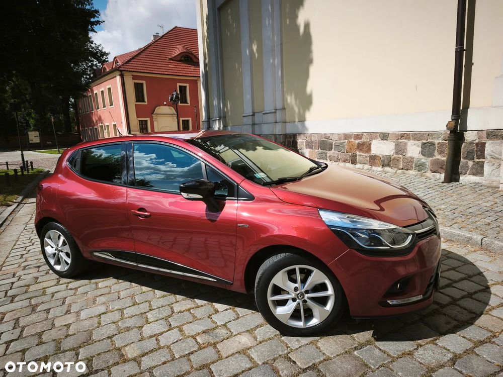 Renault Clio - 30