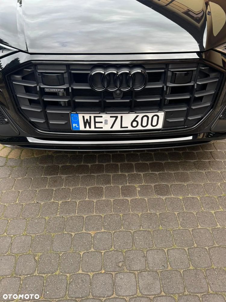 Audi Q8 - 12