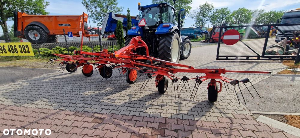 Kuhn GF 6502 6-cio karuzelowa 6,5M Pierwszy właściciel Jak nowa - 9