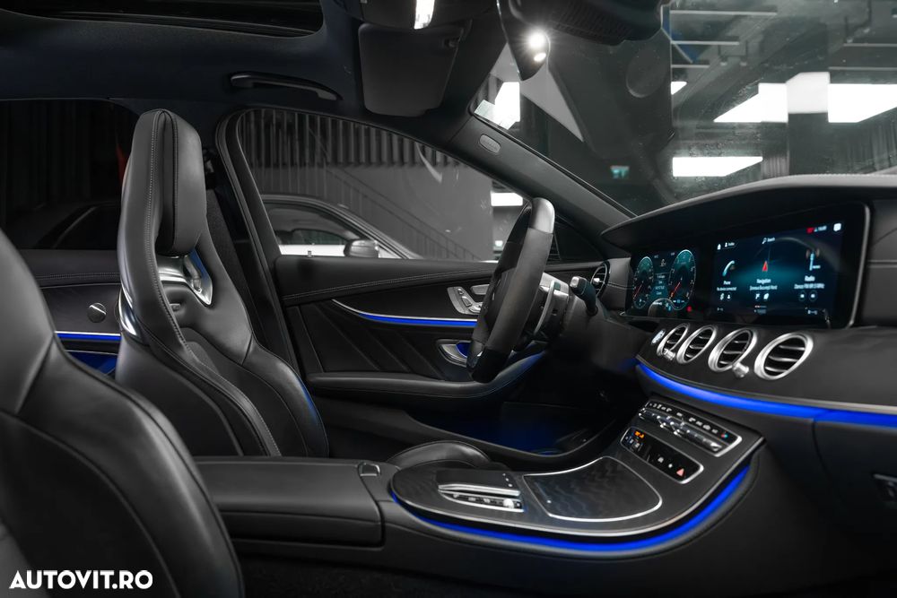 Mercedes-Benz E 53 AMG 4Matic AMG Speedshift TCT-9G - 37