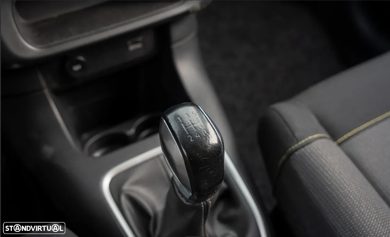 Citroën C3 1.2 PureTech Feel - 6