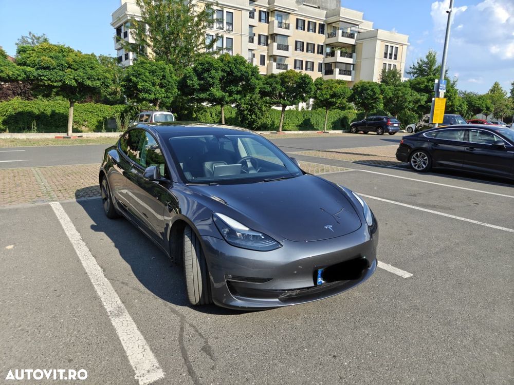 Tesla Model 3 Long Range AWD Premium - 2