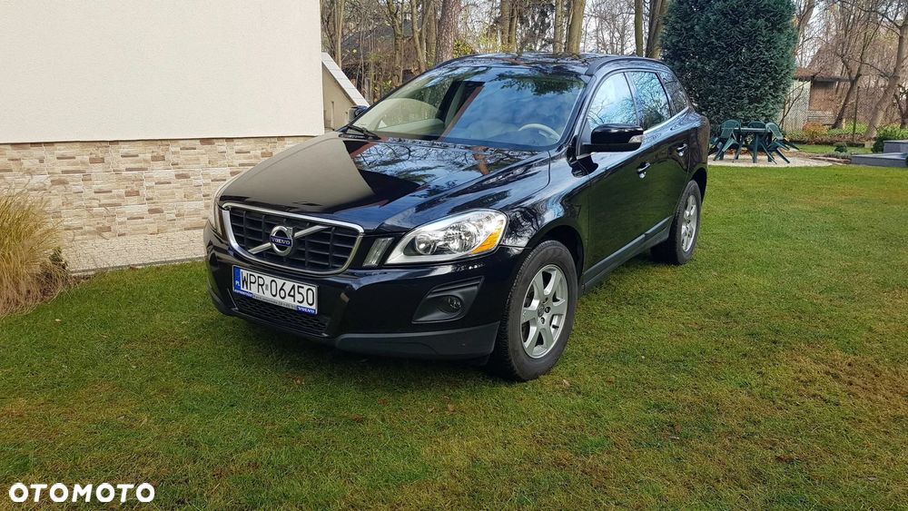 Volvo XC 60 D5 AWD Momentum - 1