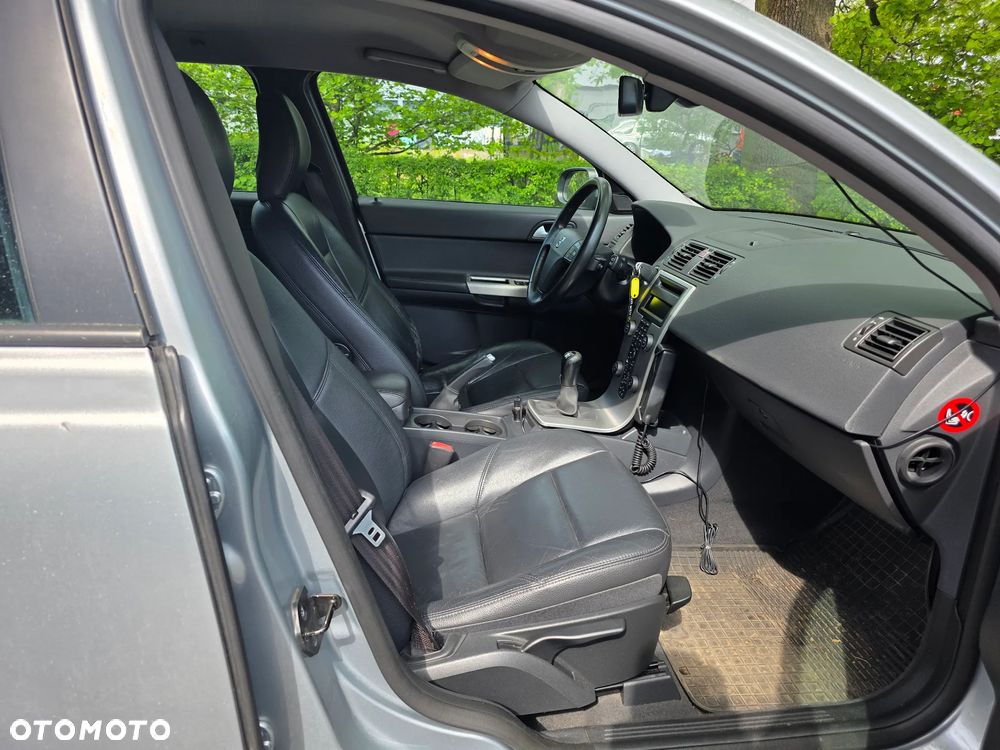 Volvo V50 2.0D DPF Momentum - 8