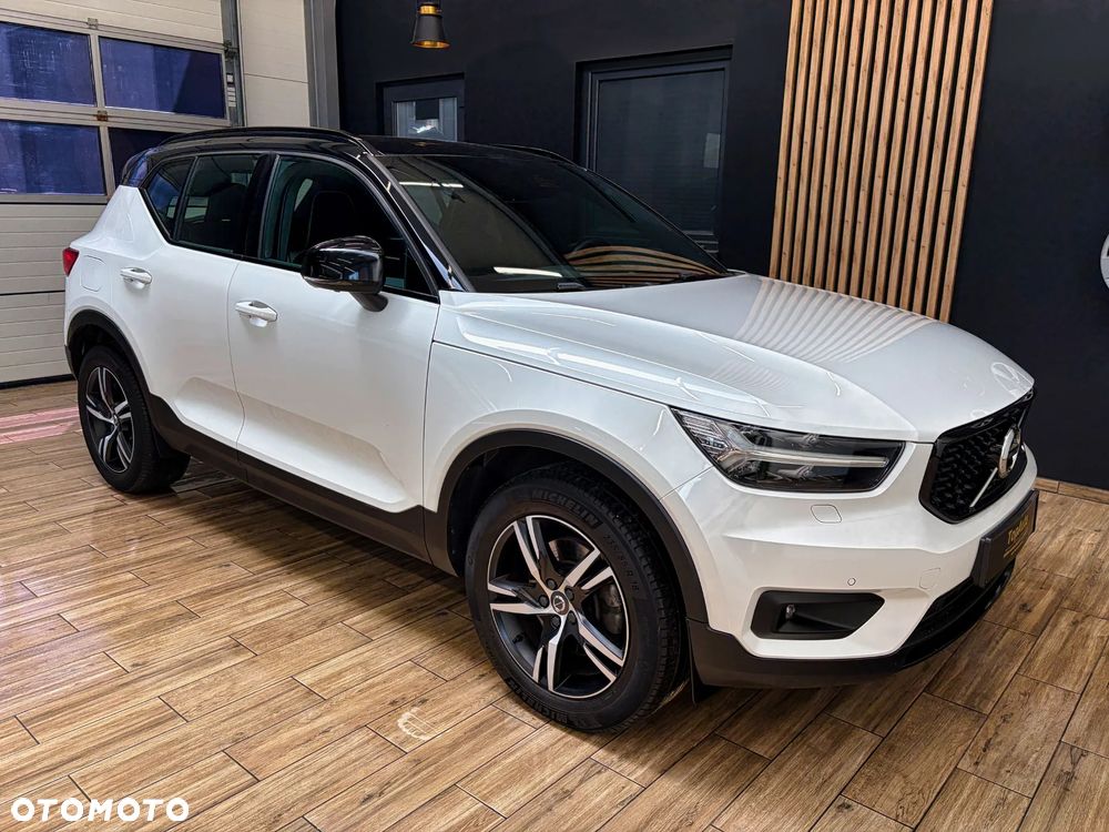 Volvo XC 40 D4 SCR AWD R-Design - 6