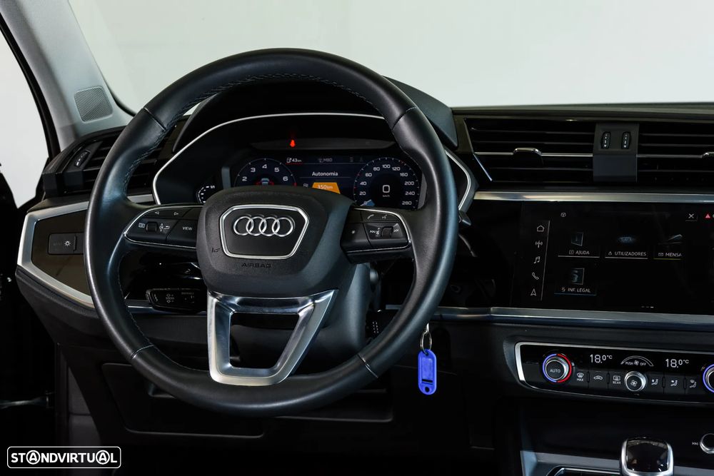 Audi Q3 - 11