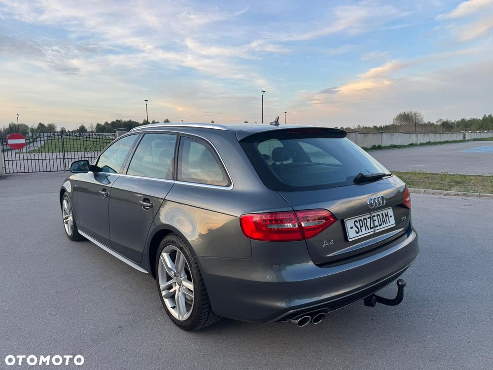 Audi A4 Avant - 32