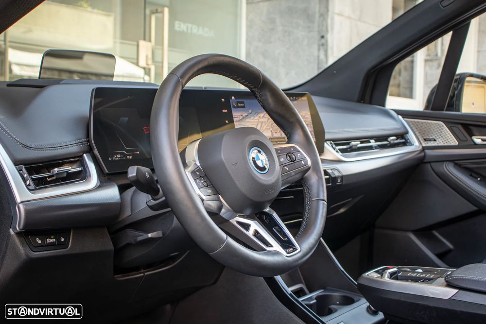 BMW 230xe Active Tourer Pack M - 9