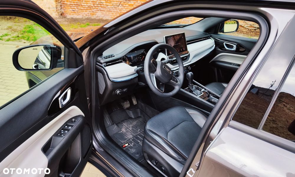 Jeep Compass - 9