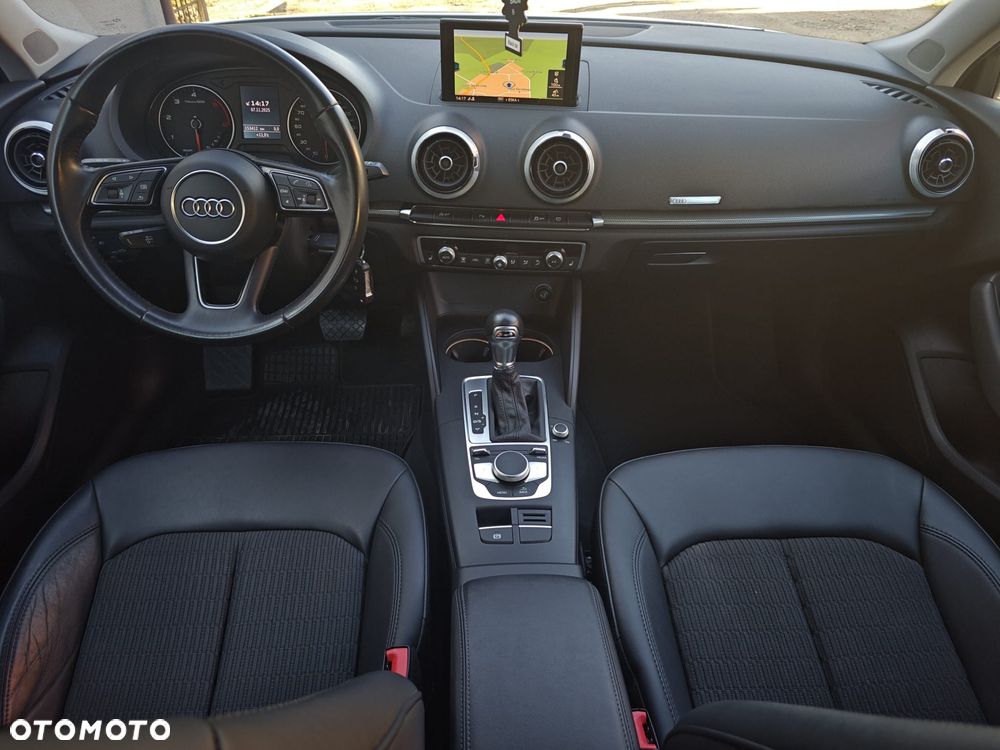 Audi A3 Sportback 2.0 TDI S tronic - 29