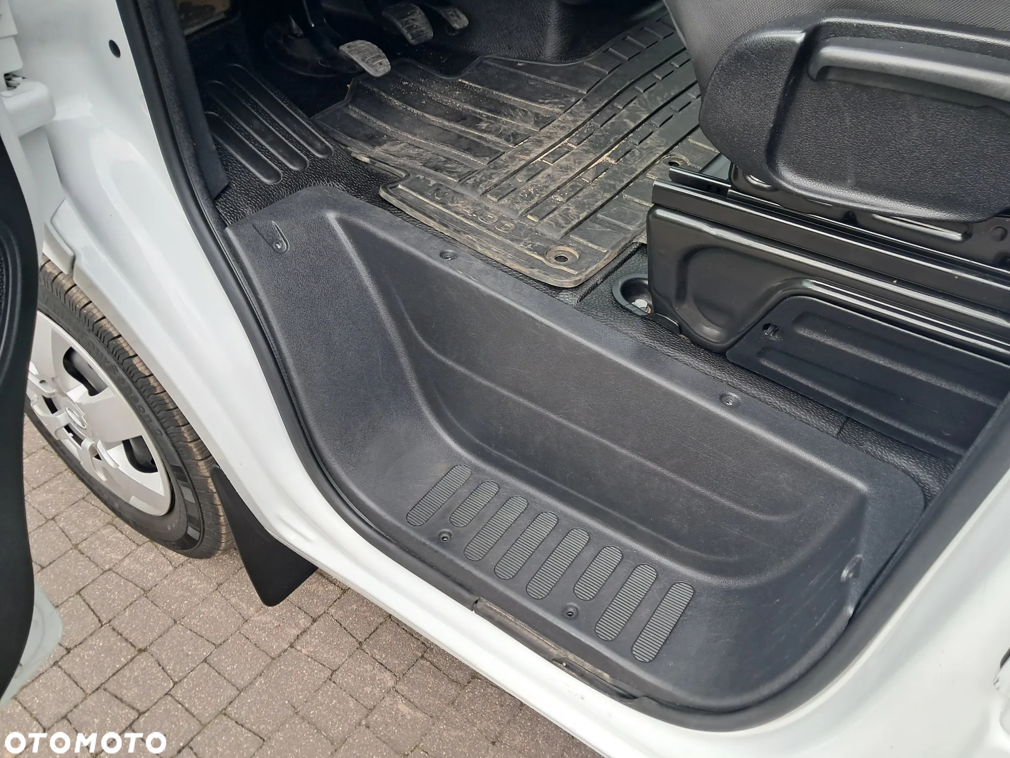 Nissan NV 400 !!! SUPER STAN !!! ORYGINALNY PRZEBIEG !!! - 15