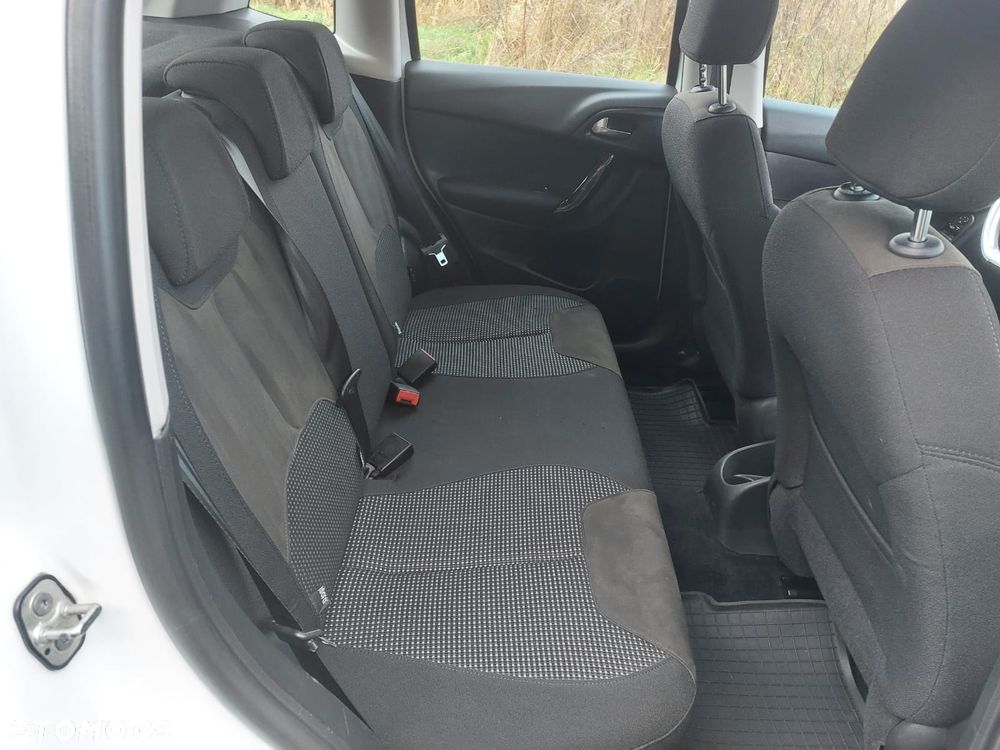 Citroën C3 Pure Tech (VTi) 82 Exclusive - 14