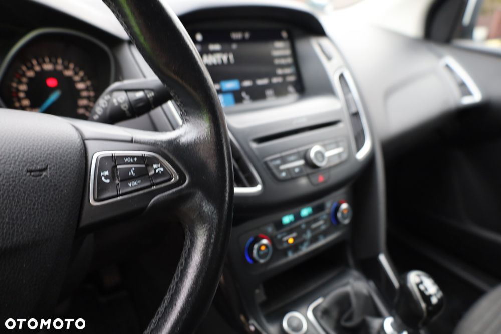 Ford Focus 1.5 TDCi Trend - 9